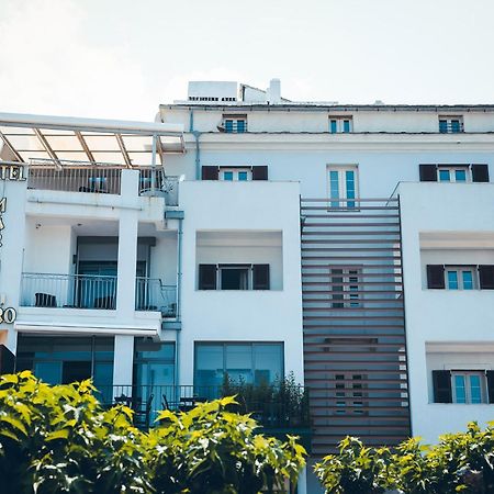 Marina D'Oro Ξενοδοχείο Macinaggio  Εξωτερικό φωτογραφία