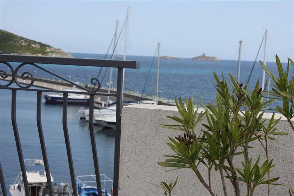 Marina D'Oro Ξενοδοχείο Macinaggio  Εξωτερικό φωτογραφία